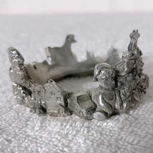 Vintage 90’s Seagull Pewter Silver Tone Christmas Theme Pillar Candle Ring Base